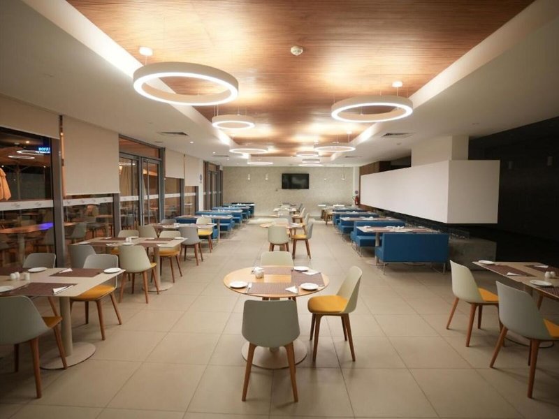 Zephyr Agadir 9