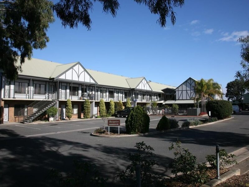 ibis Styles Adelaide Manor 1