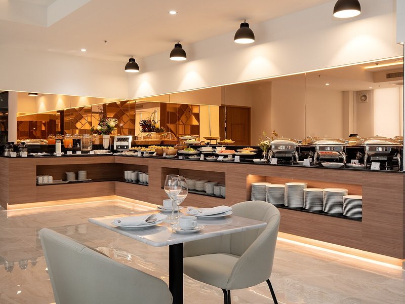 Thaya Hotel Bangkok 12