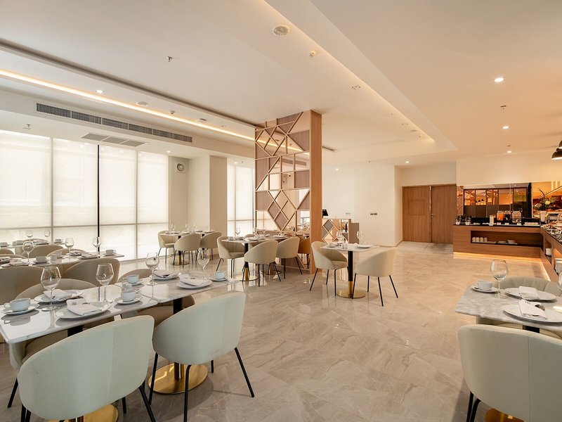 Thaya Hotel Bangkok 15