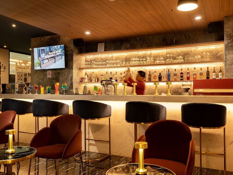 Thaya Hotel Bangkok 16