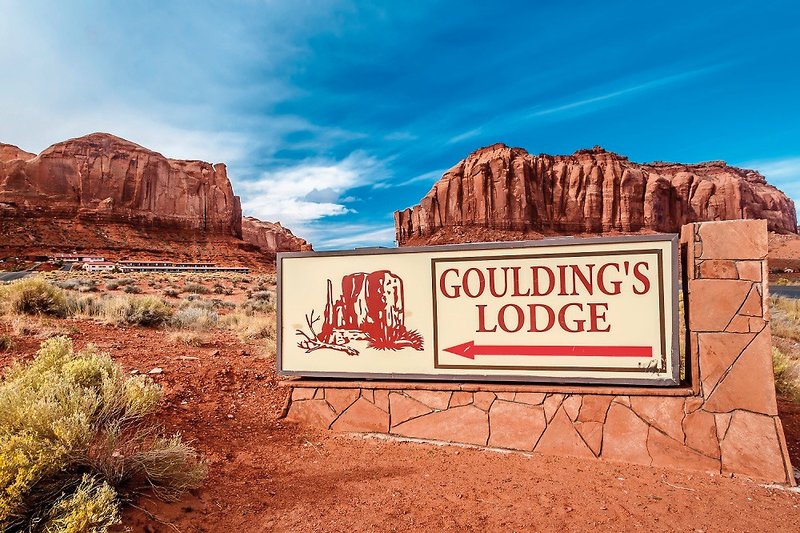 Goulding's Lodge 11 - Exterior