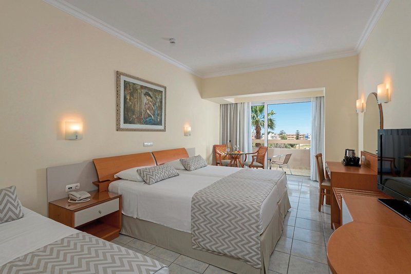 Sun Beach Resort Complex 14 - Room Example