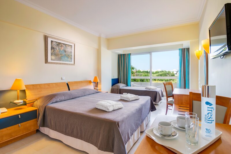 Sun Beach Resort 84