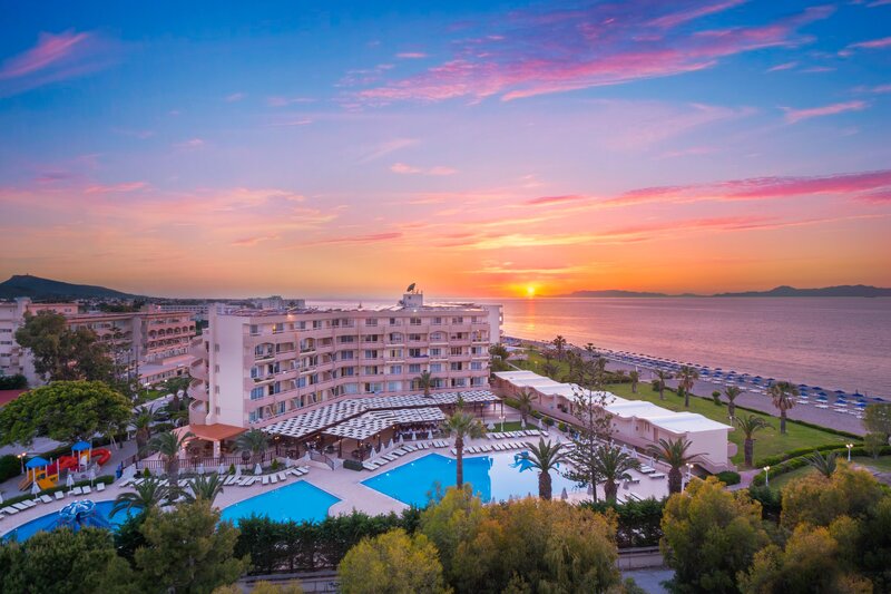 Sun Beach Resort 14