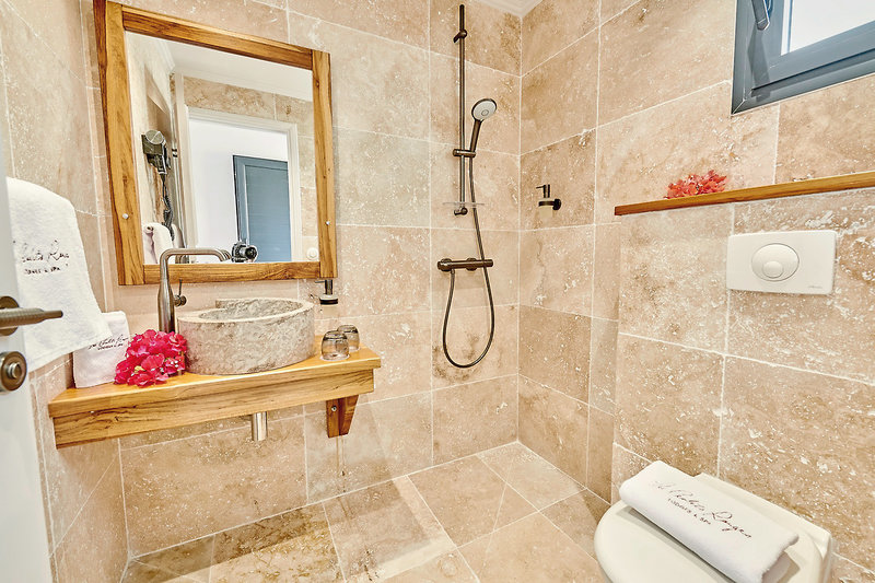 Les Galets Rouges Lodges & Spa 28