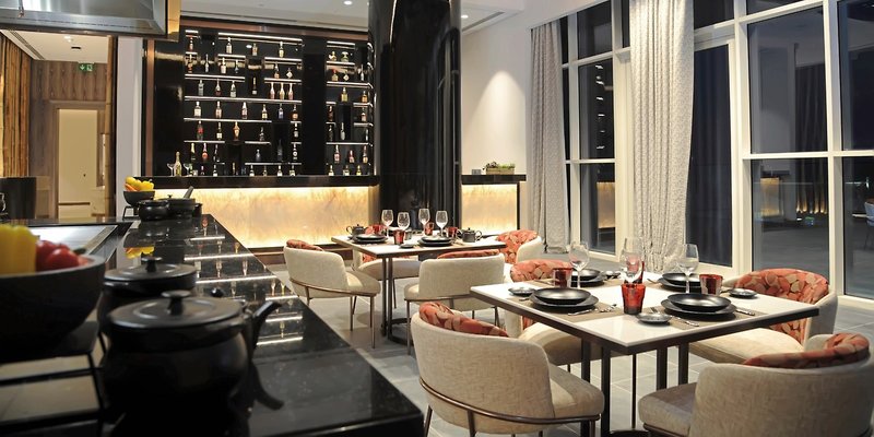 Royal M Hotel & Resort Al Aqah 17