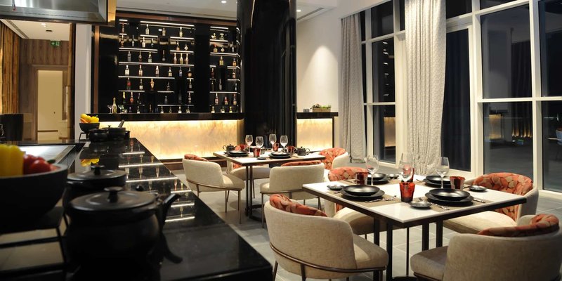 Royal M Hotel & Resort Al Aqah 8