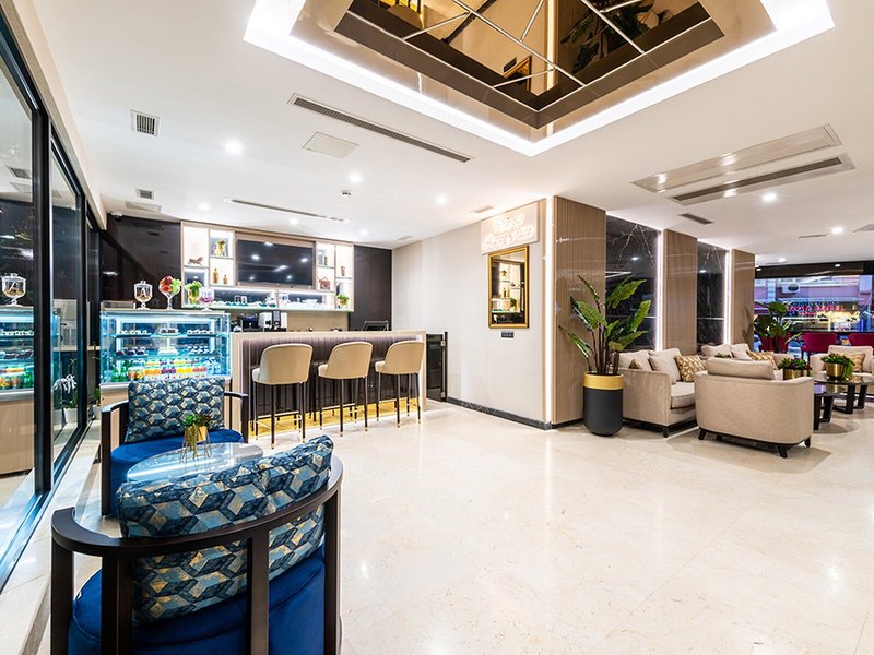 Aprilis Deluxe Hotel 11