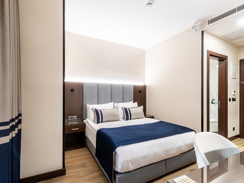Aprilis Deluxe Hotel 30