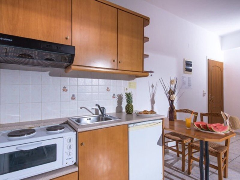 Irida Hotel Apartments by Estia 12