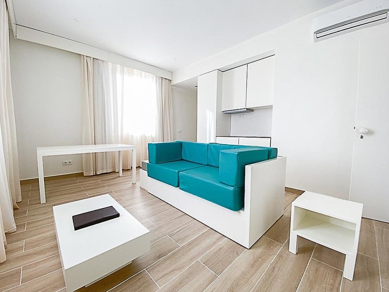 Tarrafal Alfândega Suites 14
