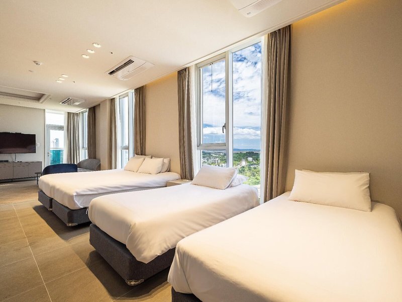 Hotel Ocean Park 9 14 - Room Example