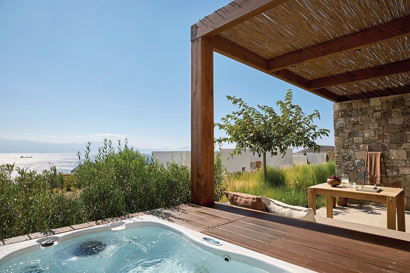 KOIA All-Suite Wellbeing Resort 11
