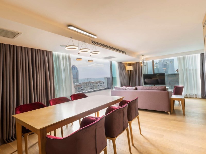 Radisson Hotel Istanbul Harbiye 16