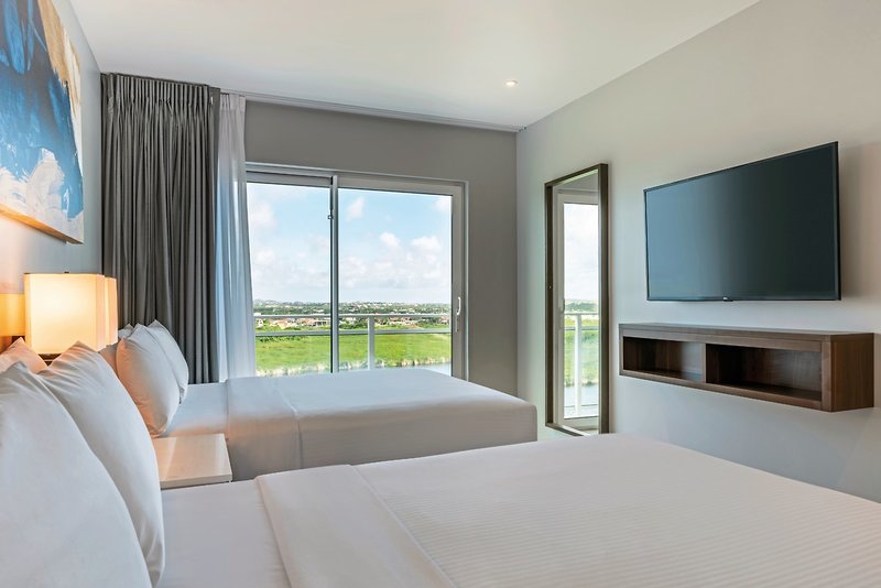 Embassy Suites by Hilton Aruba Resort 9