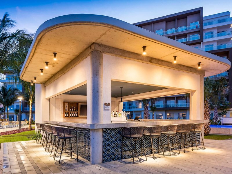 Embassy Suites by Hilton Aruba Resort 3