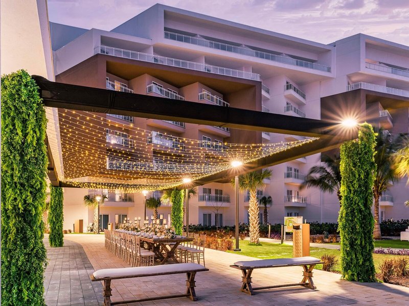 Embassy Suites by Hilton Aruba Resort 4