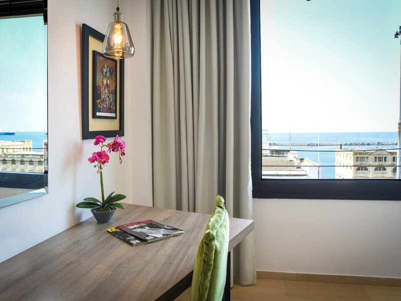 Sea & The City 28