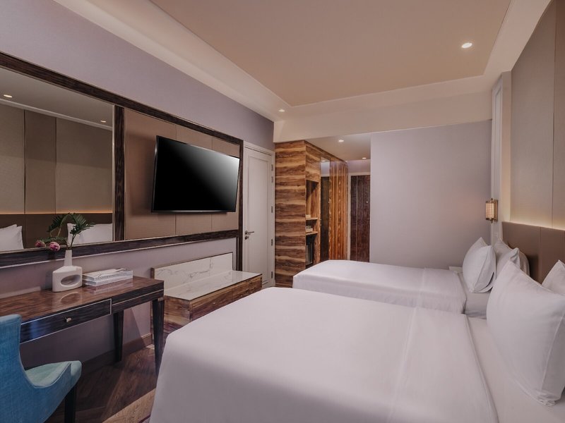 Aira Hotel 28