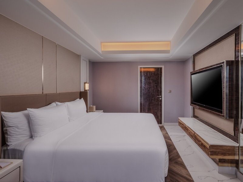 Aira Hotel 41