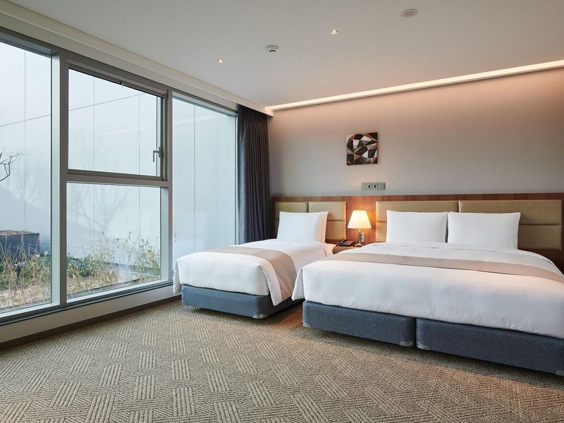 Stanford Hotel Myeongdong 26