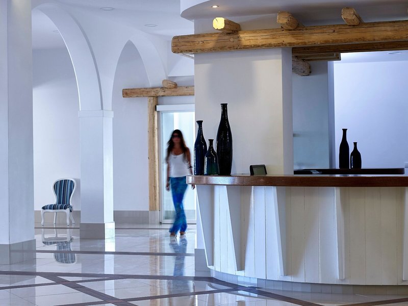 Epsilon Hotel Apartments 14