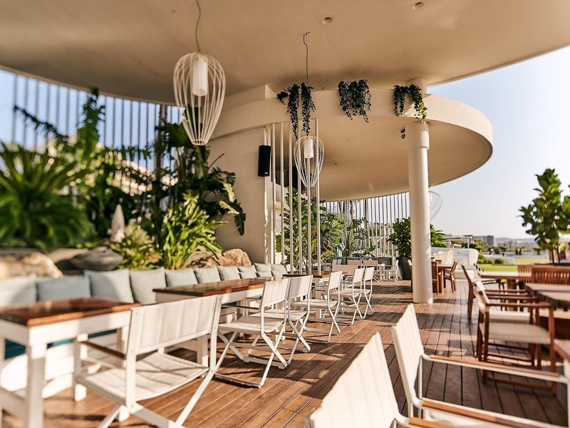 Epsilon Hotel Apartments 16