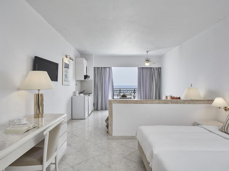 Epsilon Hotel Apartments 35