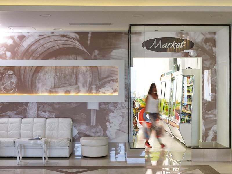 Epsilon Hotel Apartments 40