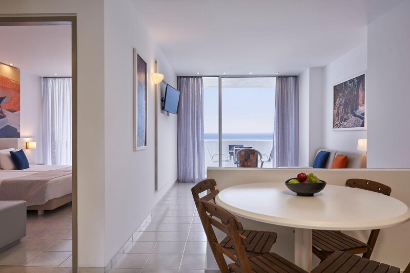 Epsilon Hotel Apartments 28