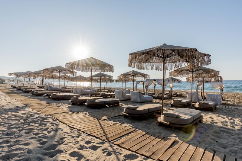 Pnoe Breathing Life 18