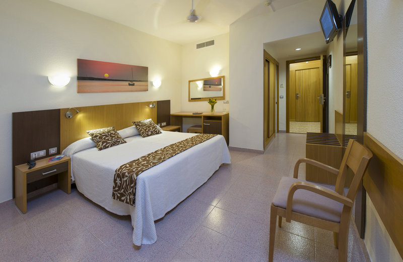 Hotel Gran Sol 13