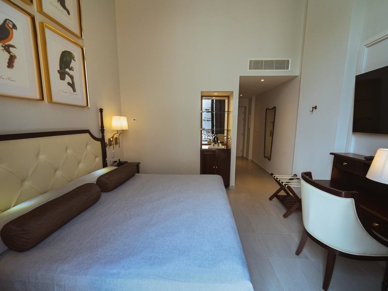 Mystique Habana by Royalton 10