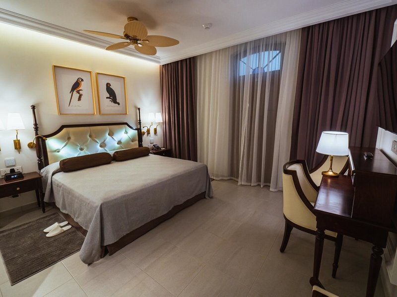 Mystique Habana by Royalton 12