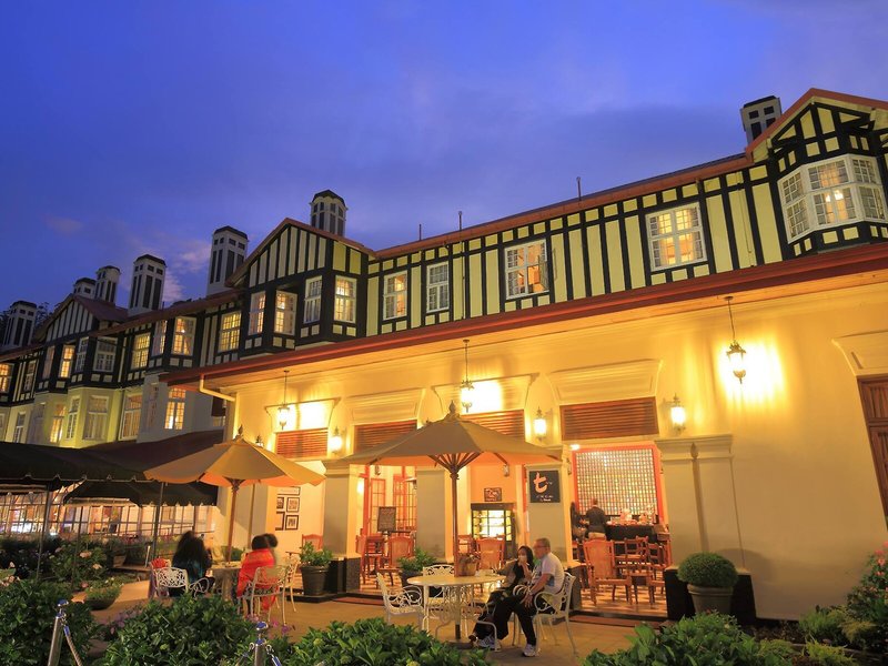 The Grand Hotel 12