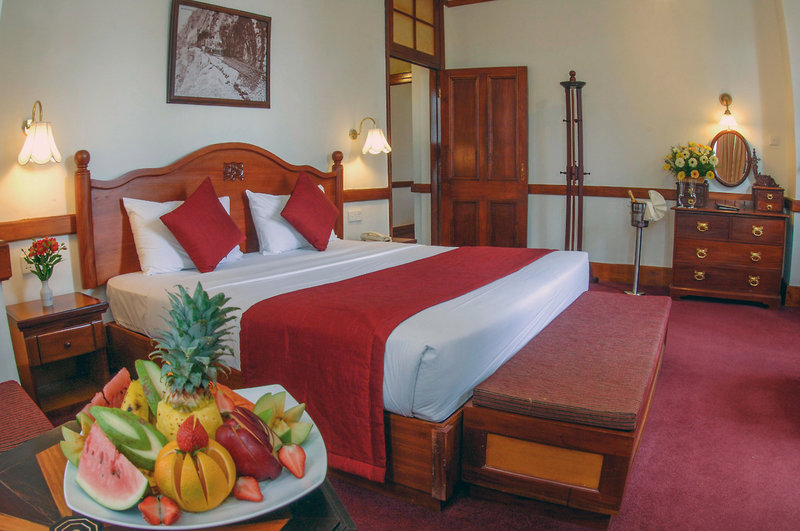 The Grand Hotel 14