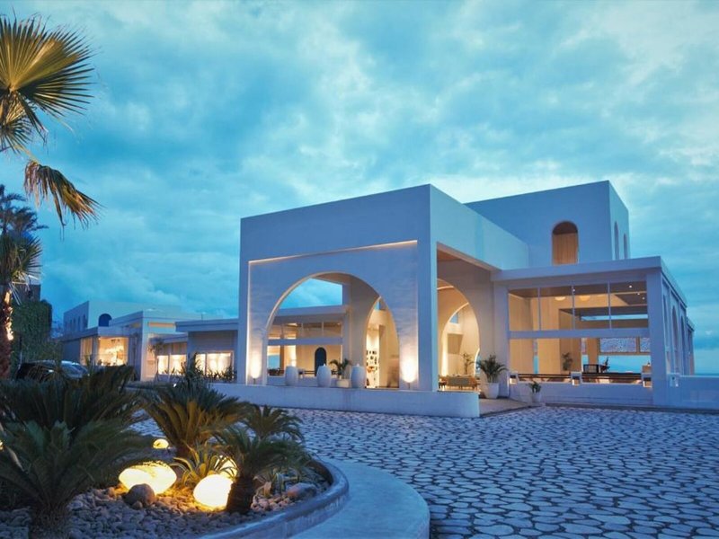 Royal Avila Boutique Resort 1