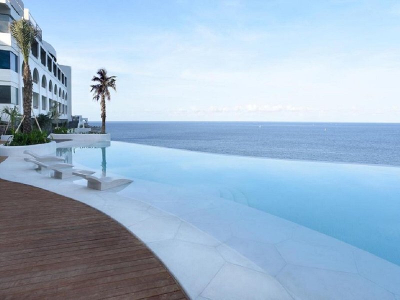 Royal Avila Boutique Resort 3