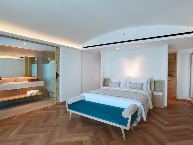 Royal Avila Boutique Resort 5