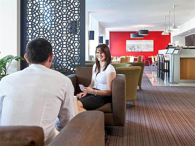 Mercure North Melbourne 5