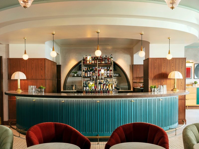 The Hoxton 5