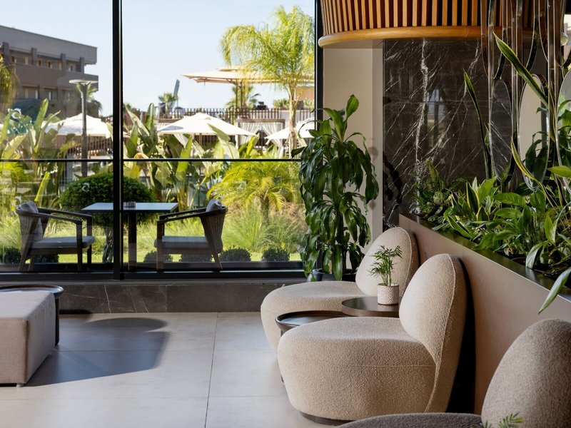 Jacaranda Luxury 28