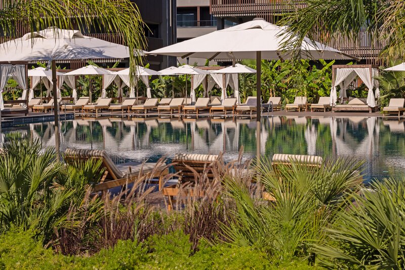 Jacaranda Luxury 80