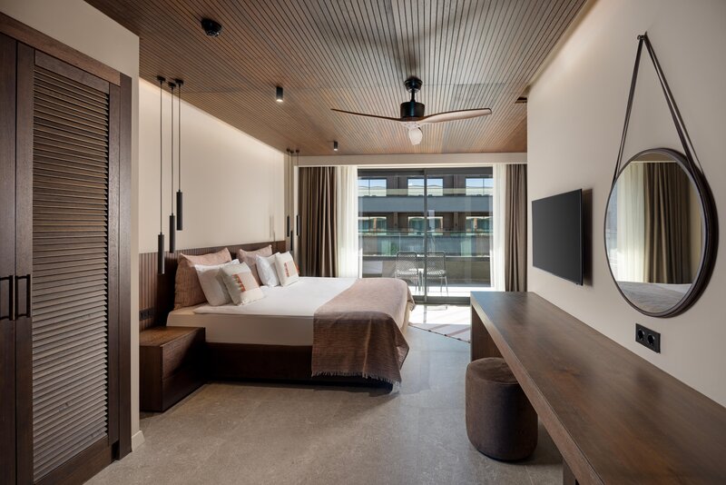 Jacaranda Luxury 96