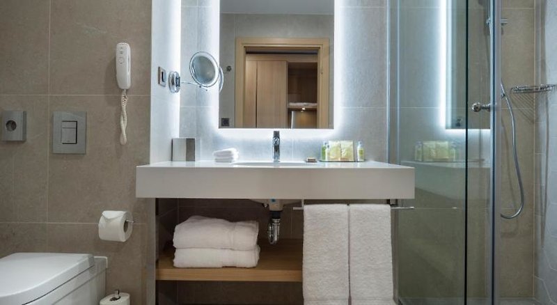 DoubleTree by Hilton Plovdiv Center 5