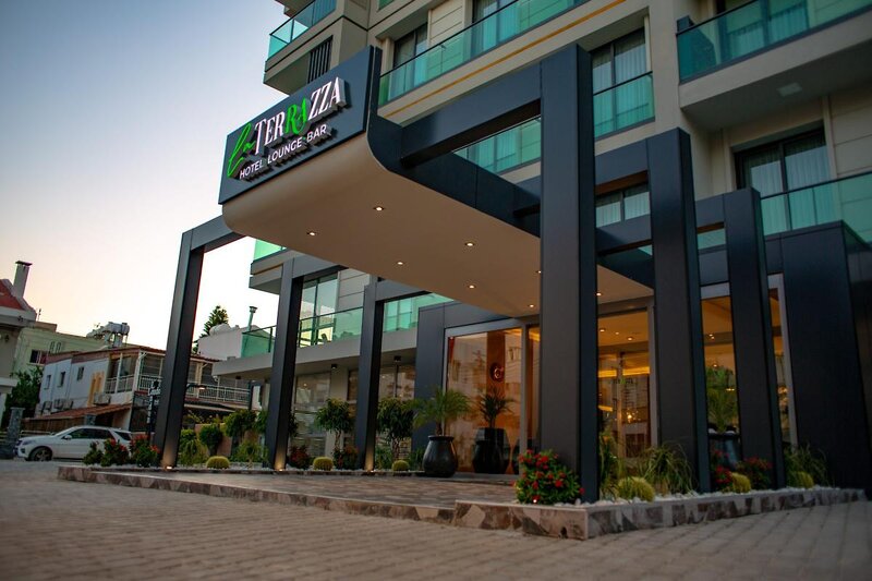La Terrazza Hotel 3