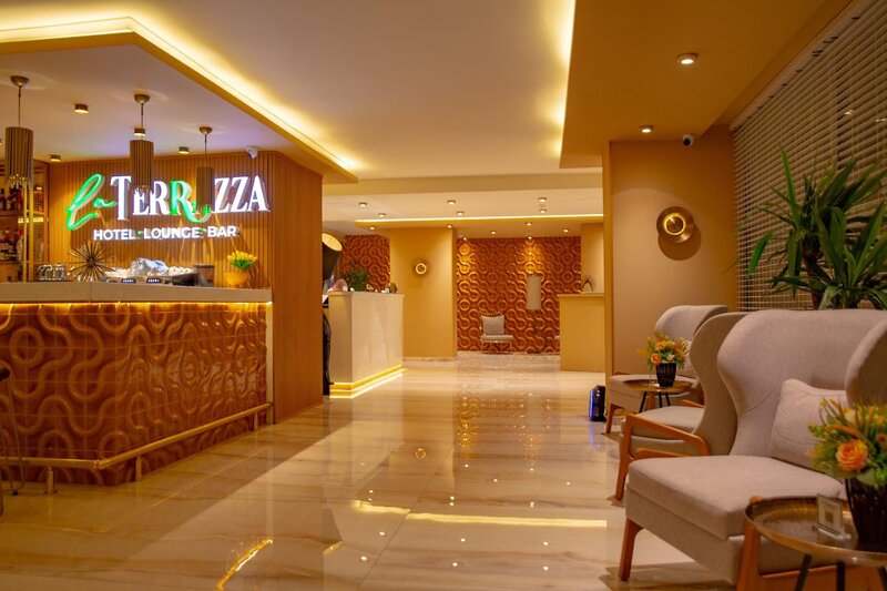 La Terrazza Hotel 8