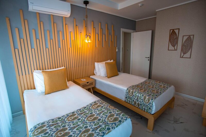 La Terrazza Hotel 19