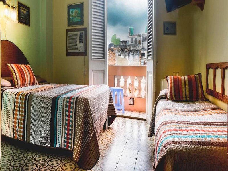 Hostal Balcones 19